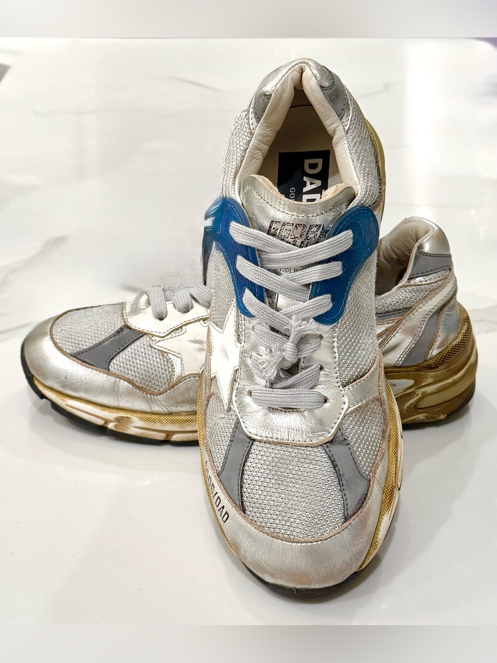 Golden Goose Women's Size 36 Dad-Star in silver laminated leather and mesh - Picture 4 of 15